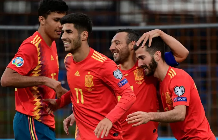 Futbol na Igrzyskach wy(fal)startował