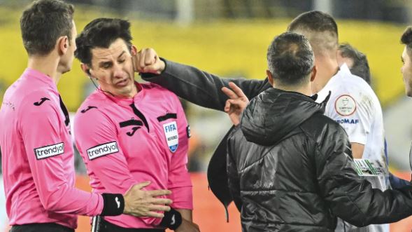 Będąc sędzią w cudzej&nbsp;sprawie